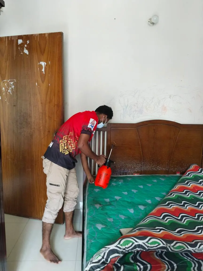Dhaka Pest Control technician carrying out a residential property inspection